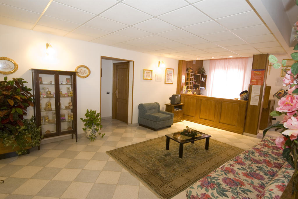 Hotel Il Quadrifoglio Cascia Ngoại thất bức ảnh