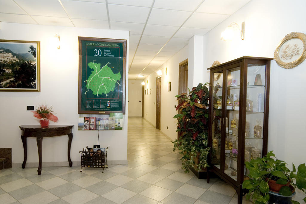 Hotel Il Quadrifoglio Cascia Ngoại thất bức ảnh